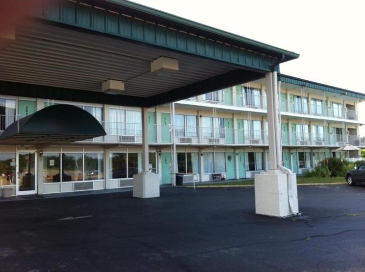 Motel 6 Richmond, Ky Eku Campus Area Eksteriør billede