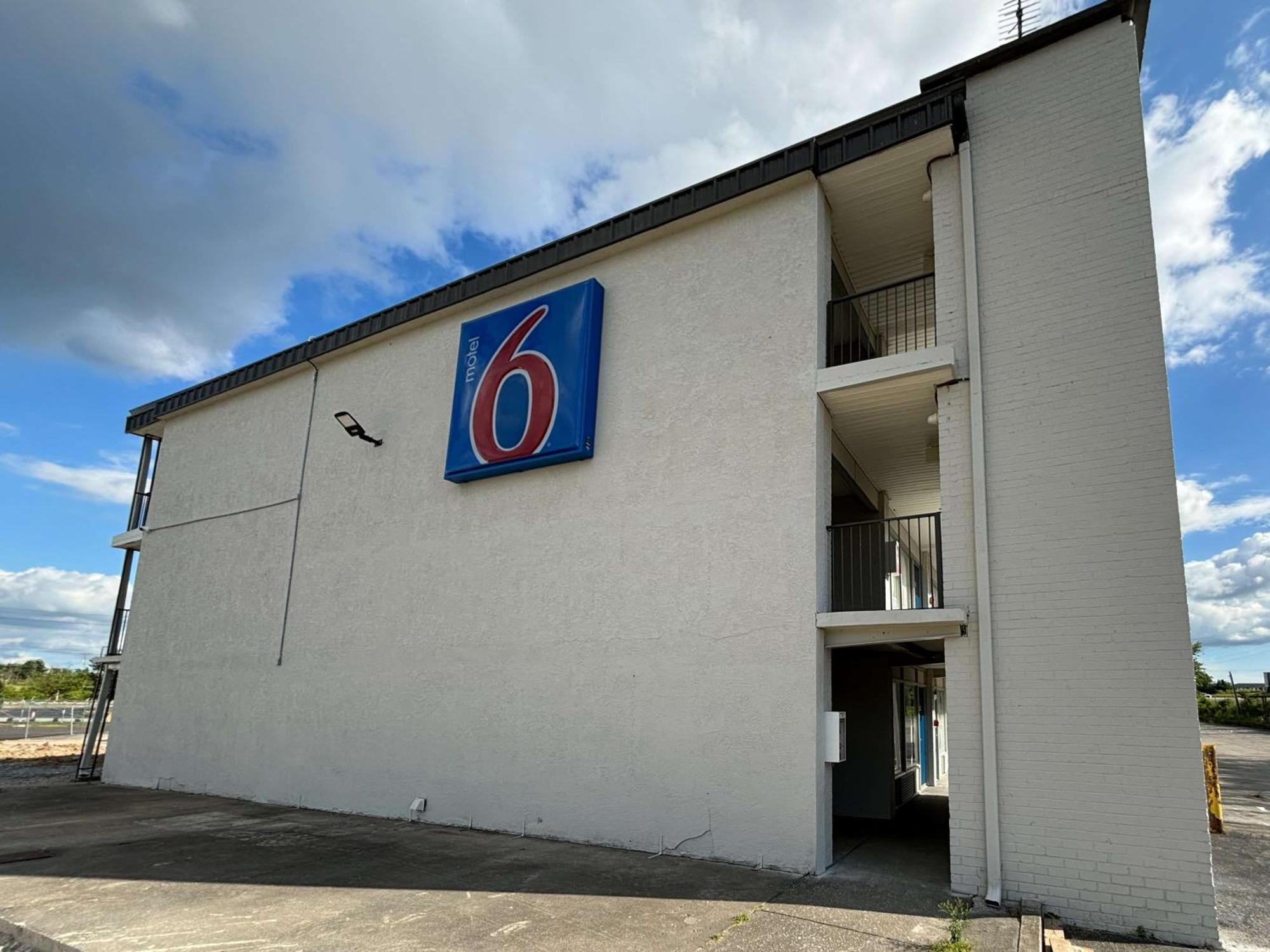 Motel 6 Richmond, Ky Eku Campus Area Eksteriør billede