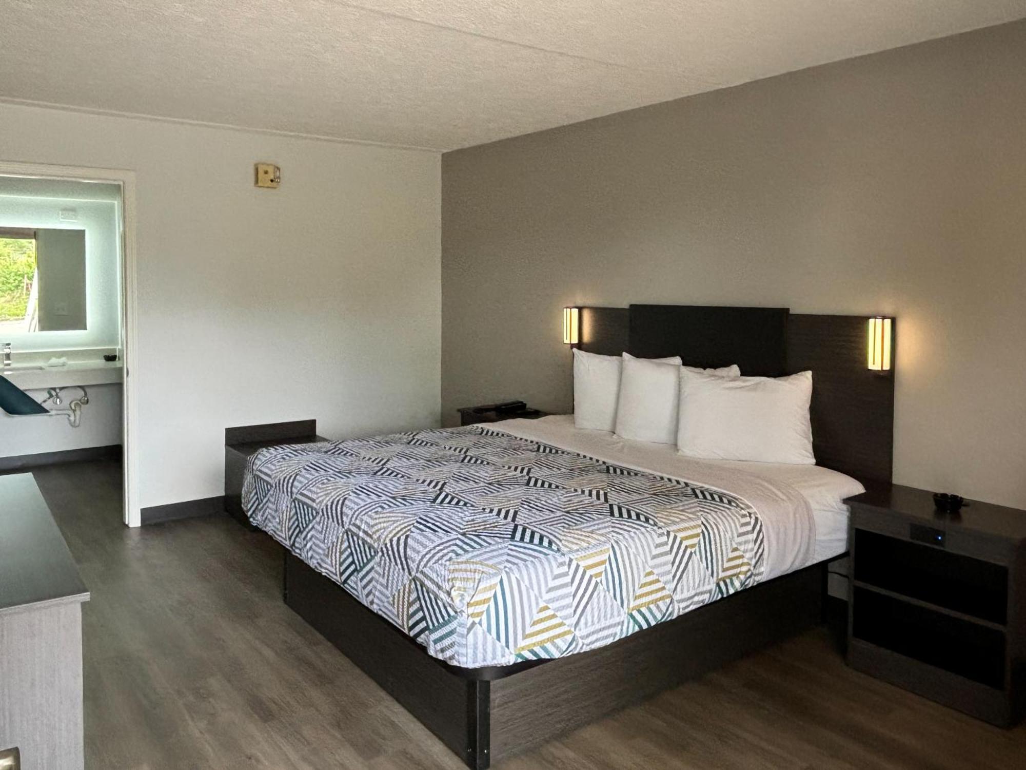 Motel 6 Richmond, Ky Eku Campus Area Eksteriør billede